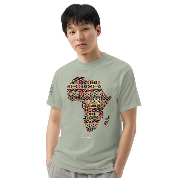 Africa DNA | heavyweight t-shirt